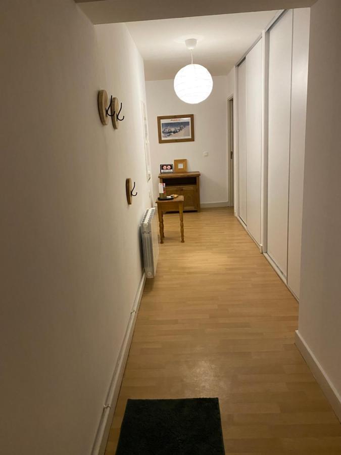 Le Fleuri Ensoleille De Guzet Apartman Ustou Kültér fotó